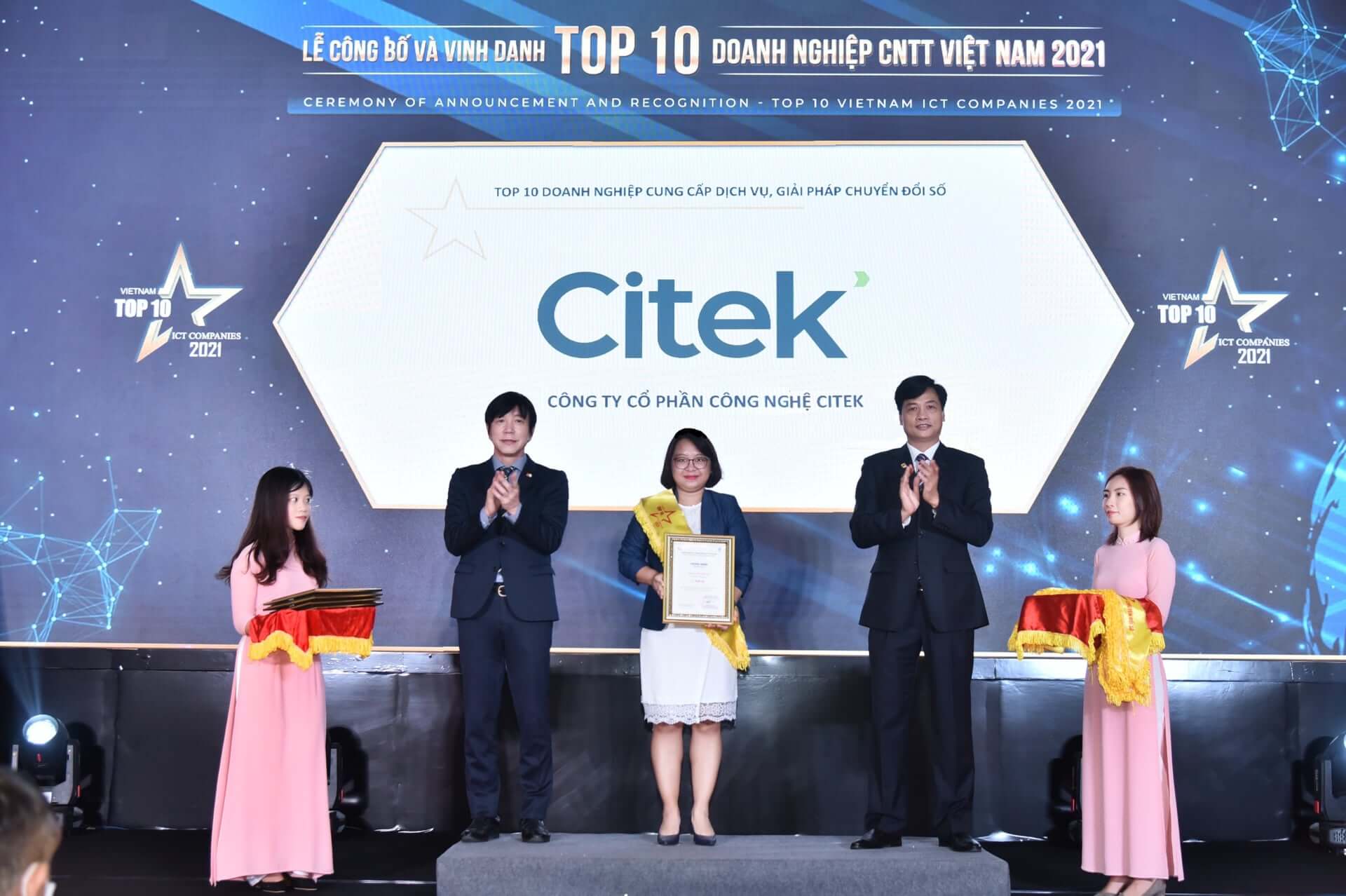 citek-duoc-vinh-danh-tai-giai-thuong-top-10-doanh-nghiep-cntt-viet-nam-2021